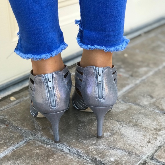 Metallic Silver Kitten Heel Caged Peep Toe Sandals - Picture 6 of 8